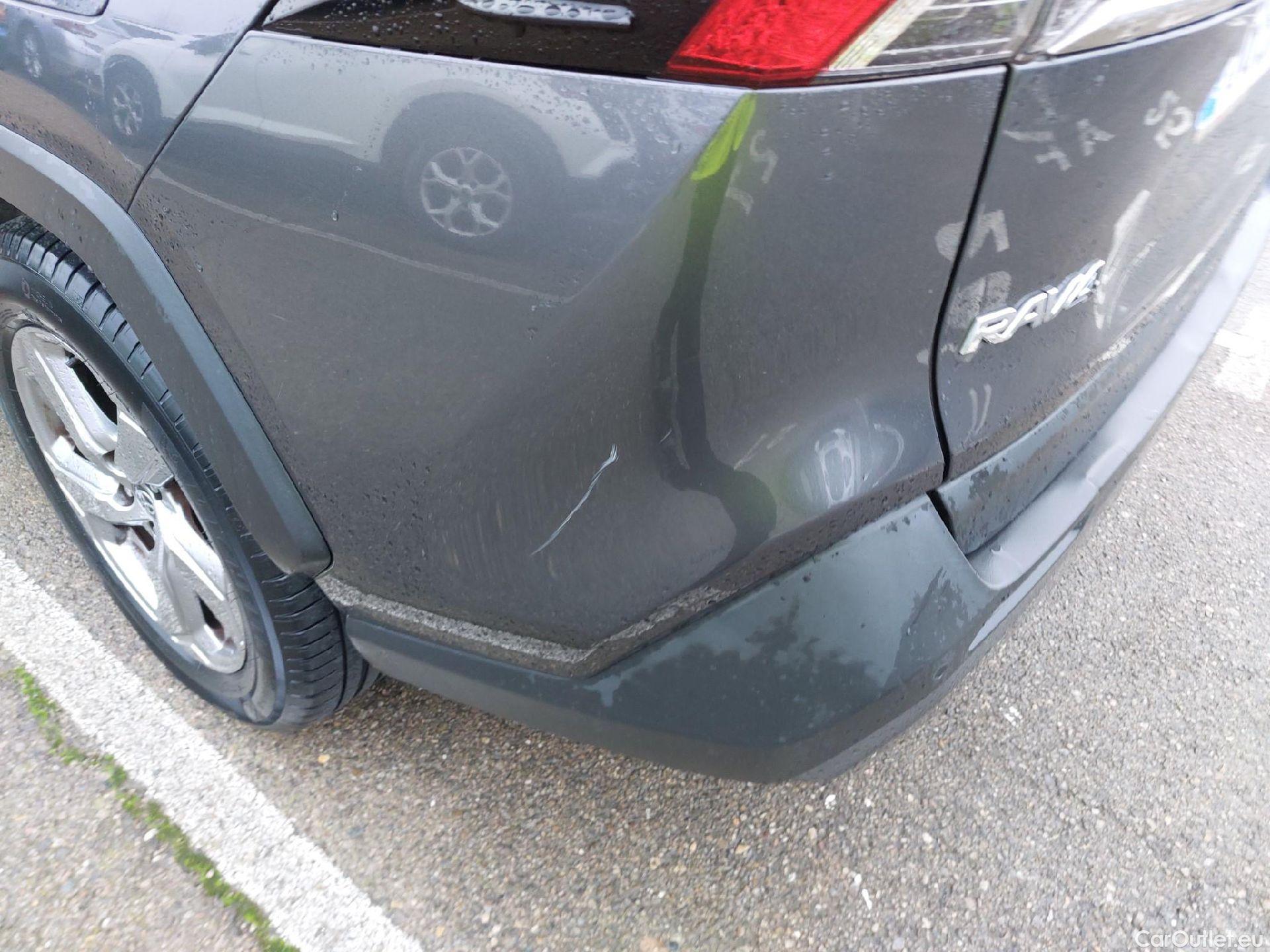  Toyota  RAV4 TOYOTA  / 2018 / 5P / todoterreno 2.5l 220H Advance Plus #14