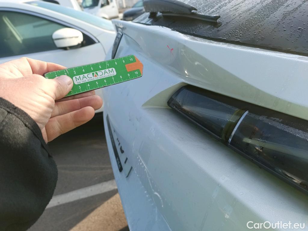  Peugeot  308 PEUGEOT  / 2021 / 5P / familiar SW GT Pack BlueHDi 130 S&S EAT8 #5