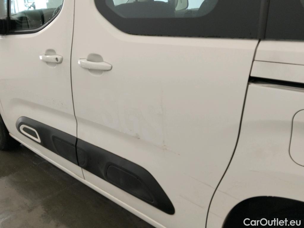  Citroen  Berlingo CITROEN  / 2018 / 5P / monovolumen compacto Talla M BlueHDi 100 S&S FEEL #22