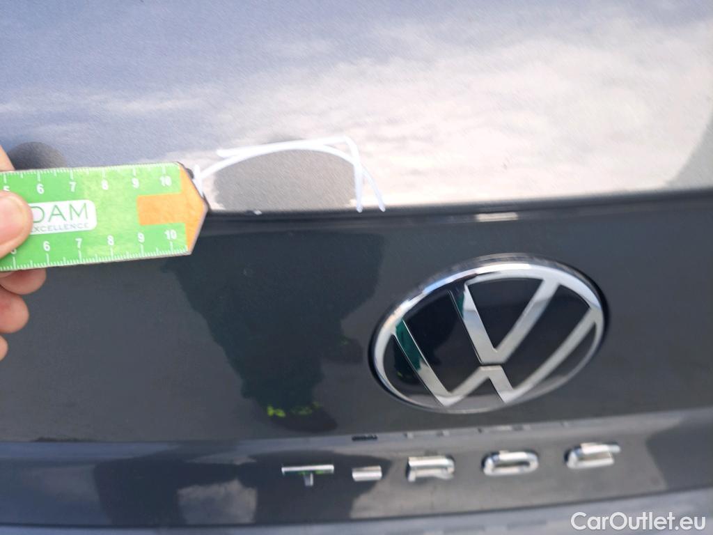  Volkswagen  T-ROC VOLKSWAGEN  / 2017 / 5P / todoterreno Sport 1.5 TSI 110kW (150CV) DSG #38