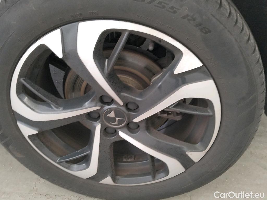  DS  DS7 DS DS 7 Crossback / 2017 / 5P / todoterreno BlueHDi DE 96kW (130CV) Auto. CHIC (AC) #22