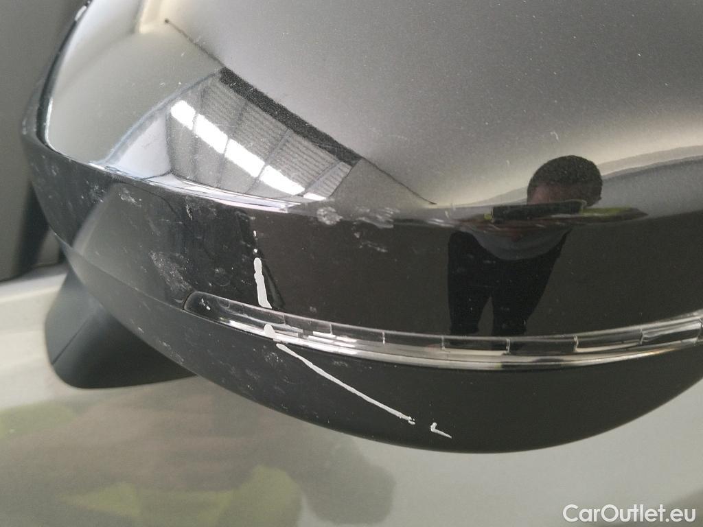  Nissan  Juke NISSAN  / 2019 / 5P / crossover DIG-T 84 kW (114 CV) DCT 7 V N-Connecta (AC2) #29