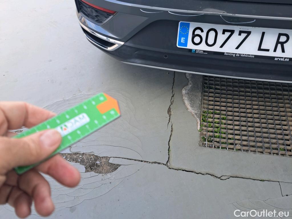  Volkswagen  T-ROC VOLKSWAGEN  / 2017 / 5P / todoterreno Sport 1.5 TSI 110kW (150CV) DSG #51