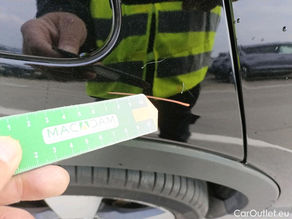  Volvo  XC 40 VOLVO XC40 / 2017 / 5P / todoterreno 2.0 D4 AWD Momentum Auto #6