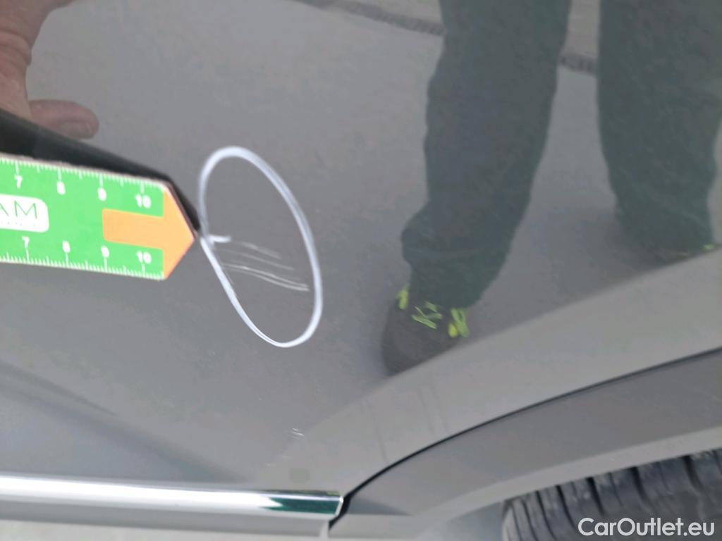  Volkswagen  T-ROC VOLKSWAGEN  / 2017 / 5P / todoterreno Sport 1.5 TSI 110kW (150CV) DSG #33