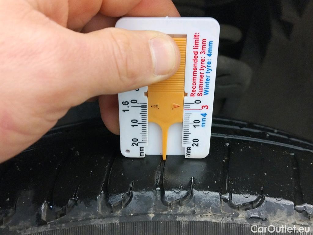  Citroen  Berlingo CITROEN  / 2018 / 5P / monovolumen compacto Talla M BlueHDi 100 S&S FEEL #17