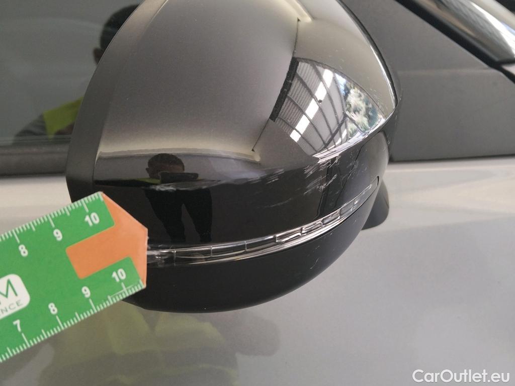  Nissan  Juke NISSAN  / 2019 / 5P / crossover DIG-T 84 kW (114 CV) DCT 7 V N-Connecta (AC2) #31