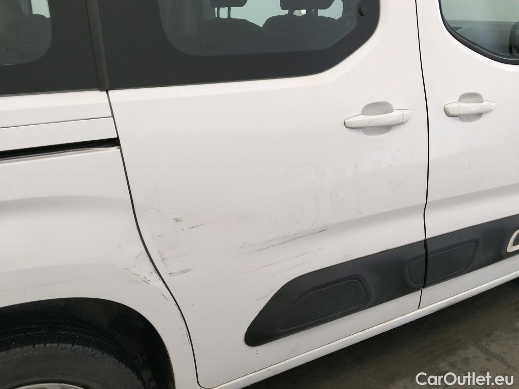  Citroen  Berlingo CITROEN  / 2018 / 5P / monovolumen compacto Talla M BlueHDi 100 S&S FEEL #1