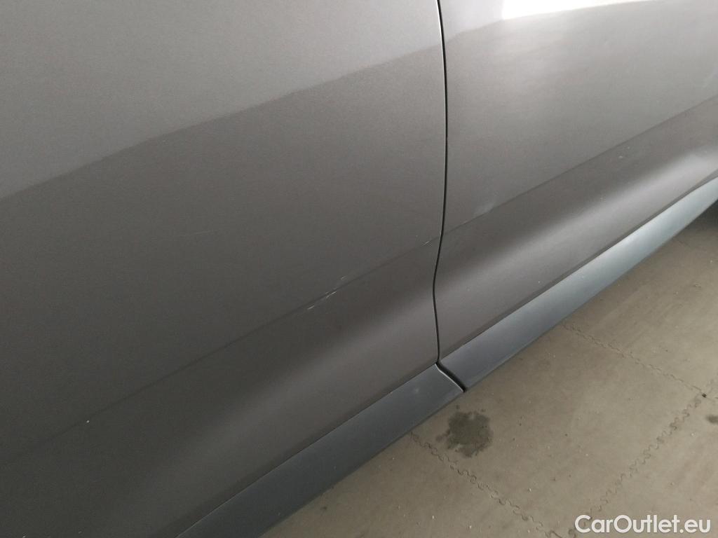  DS  DS7 DS DS 7 Crossback / 2017 / 5P / todoterreno BlueHDi DE 96kW (130CV) Auto. CHIC (AC) #16