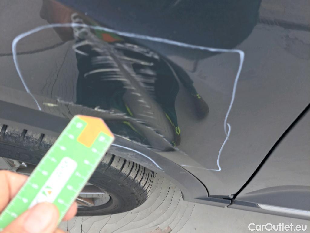  Volkswagen  T-ROC VOLKSWAGEN  / 2017 / 5P / todoterreno Sport 1.5 TSI 110kW (150CV) DSG #4