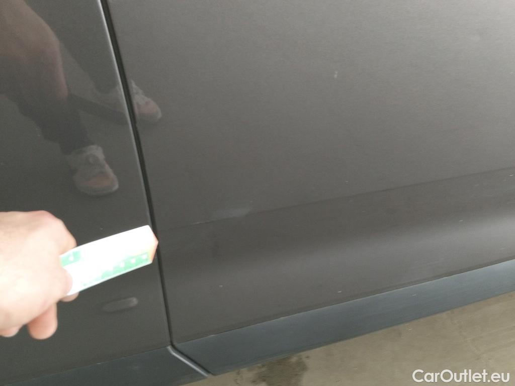  DS  DS7 DS DS 7 Crossback / 2017 / 5P / todoterreno BlueHDi DE 96kW (130CV) Auto. CHIC (AC) #27