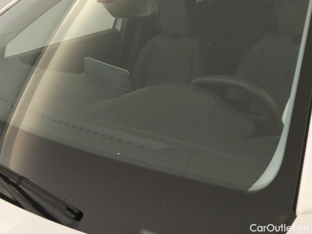  Peugeot  2008 PEUGEOT  / 2019 / 5P / todoterreno Allure BlueHDI 81kW (110CV) #1