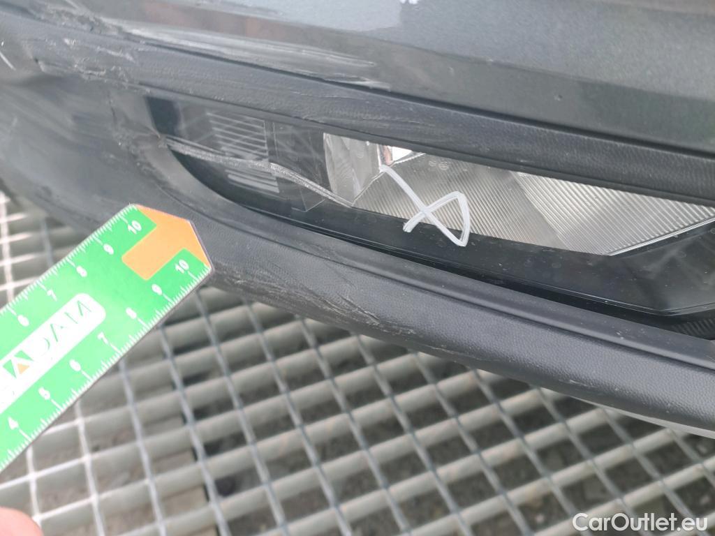  Volkswagen  T-ROC VOLKSWAGEN  / 2017 / 5P / todoterreno Sport 1.5 TSI 110kW (150CV) DSG #6