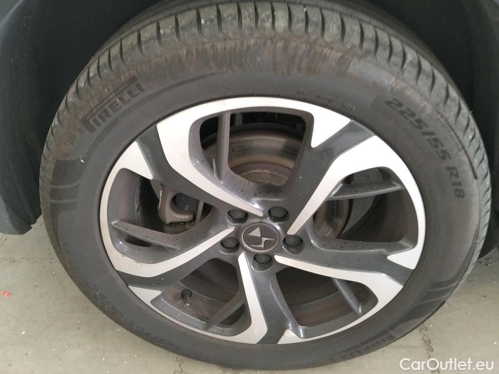  DS  DS7 DS DS 7 Crossback / 2017 / 5P / todoterreno BlueHDi DE 96kW (130CV) Auto. CHIC (AC) #9