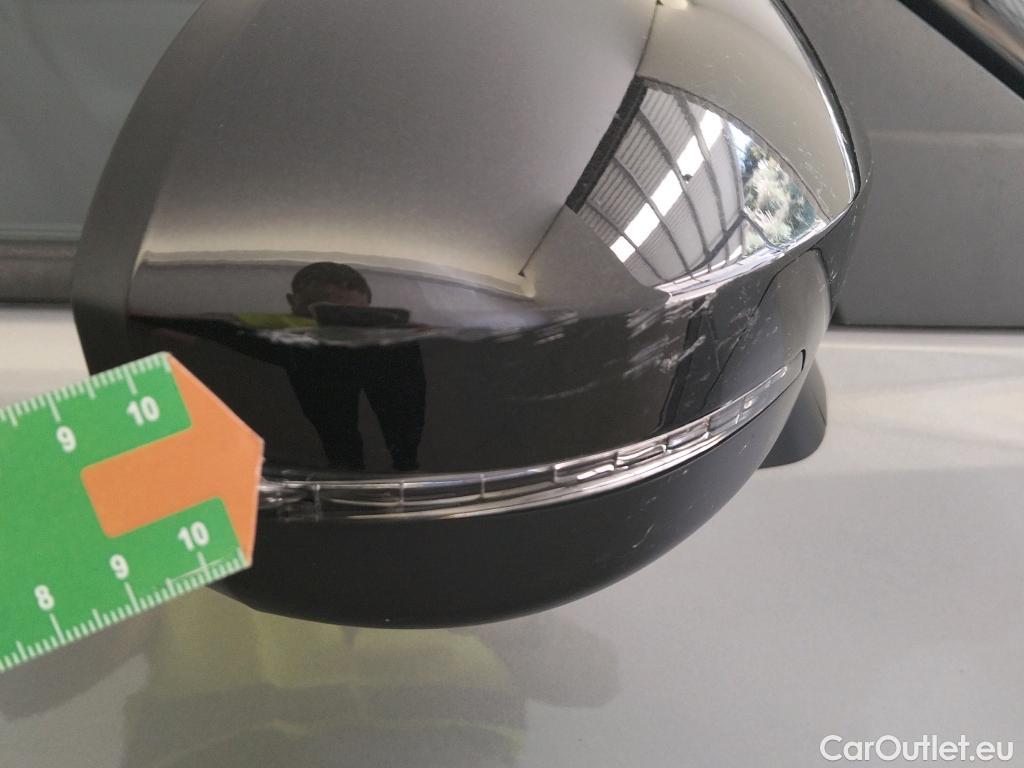  Nissan  Juke NISSAN  / 2019 / 5P / crossover DIG-T 84 kW (114 CV) DCT 7 V N-Connecta (AC2) #32