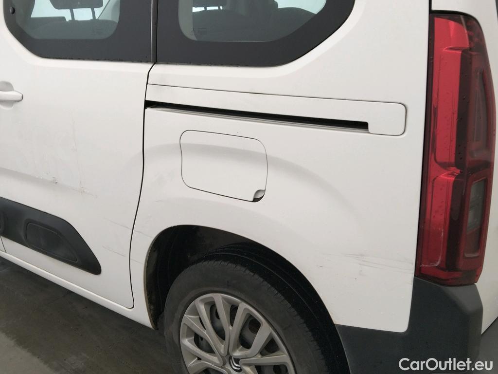  Citroen  Berlingo CITROEN  / 2018 / 5P / monovolumen compacto Talla M BlueHDi 100 S&S FEEL #24