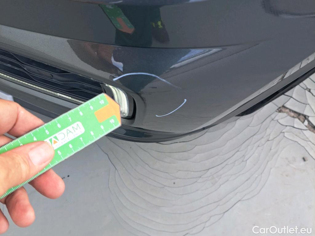  Volkswagen  T-ROC VOLKSWAGEN  / 2017 / 5P / todoterreno Sport 1.5 TSI 110kW (150CV) DSG #30