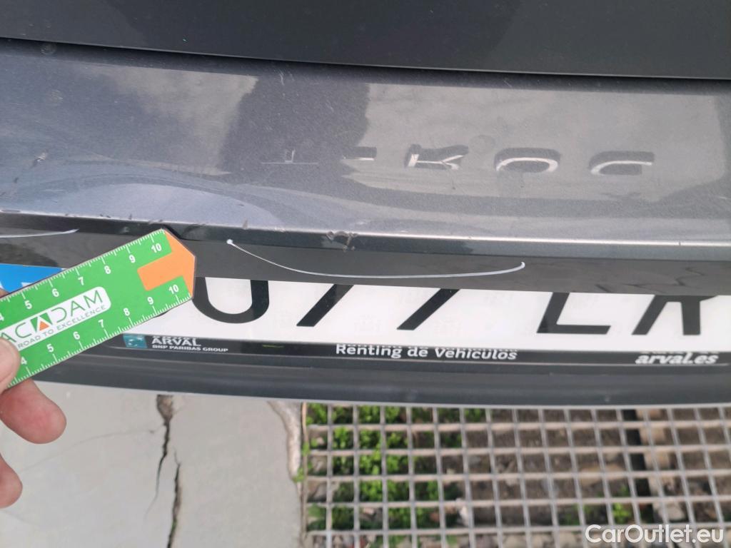  Volkswagen  T-ROC VOLKSWAGEN  / 2017 / 5P / todoterreno Sport 1.5 TSI 110kW (150CV) DSG #26