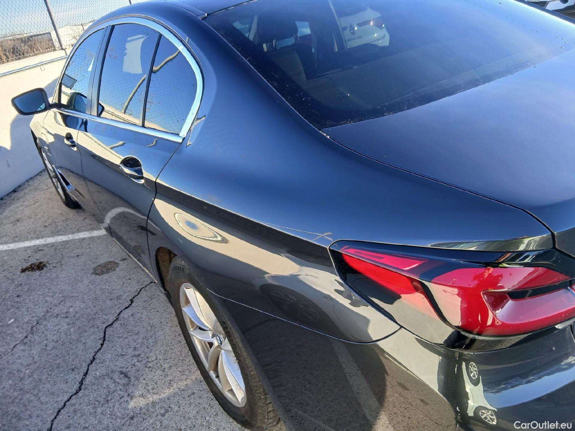  Bmw  Serie 5 BMW  / 2020 / 4P / sedán 520e #18