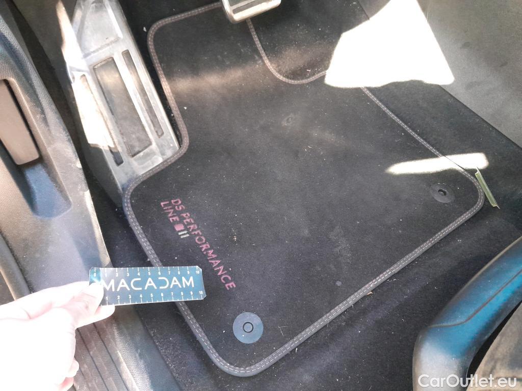  DS  DS7 DS DS 7 Crossback / 2017 / 5P / todoterreno BlueHDi DE 96kW (130CV) AT. PERF.LINE #23