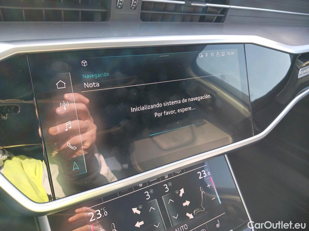  Audi  A6 AUDI  / 2018 / 5P / familiar Avant 55 TFSIe quattro Competition #19