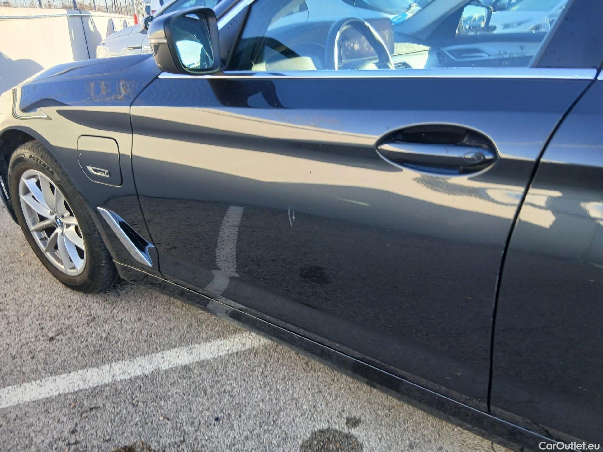  Bmw  Serie 5 BMW  / 2020 / 4P / sedán 520e #14