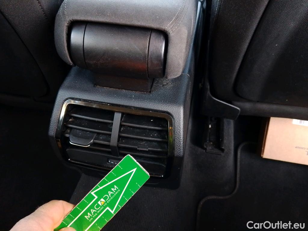  Audi  Q3 AUDI  / 2018 / 5P / todoterreno Advanced 35 TDI 110kW (150CV) S tronic (AC2) #4