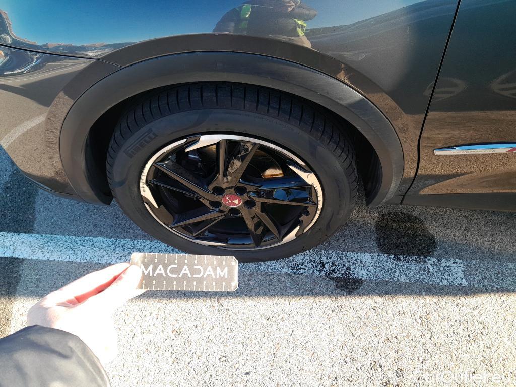  DS  DS7 DS DS 7 Crossback / 2017 / 5P / todoterreno BlueHDi DE 96kW (130CV) AT. PERF.LINE #3