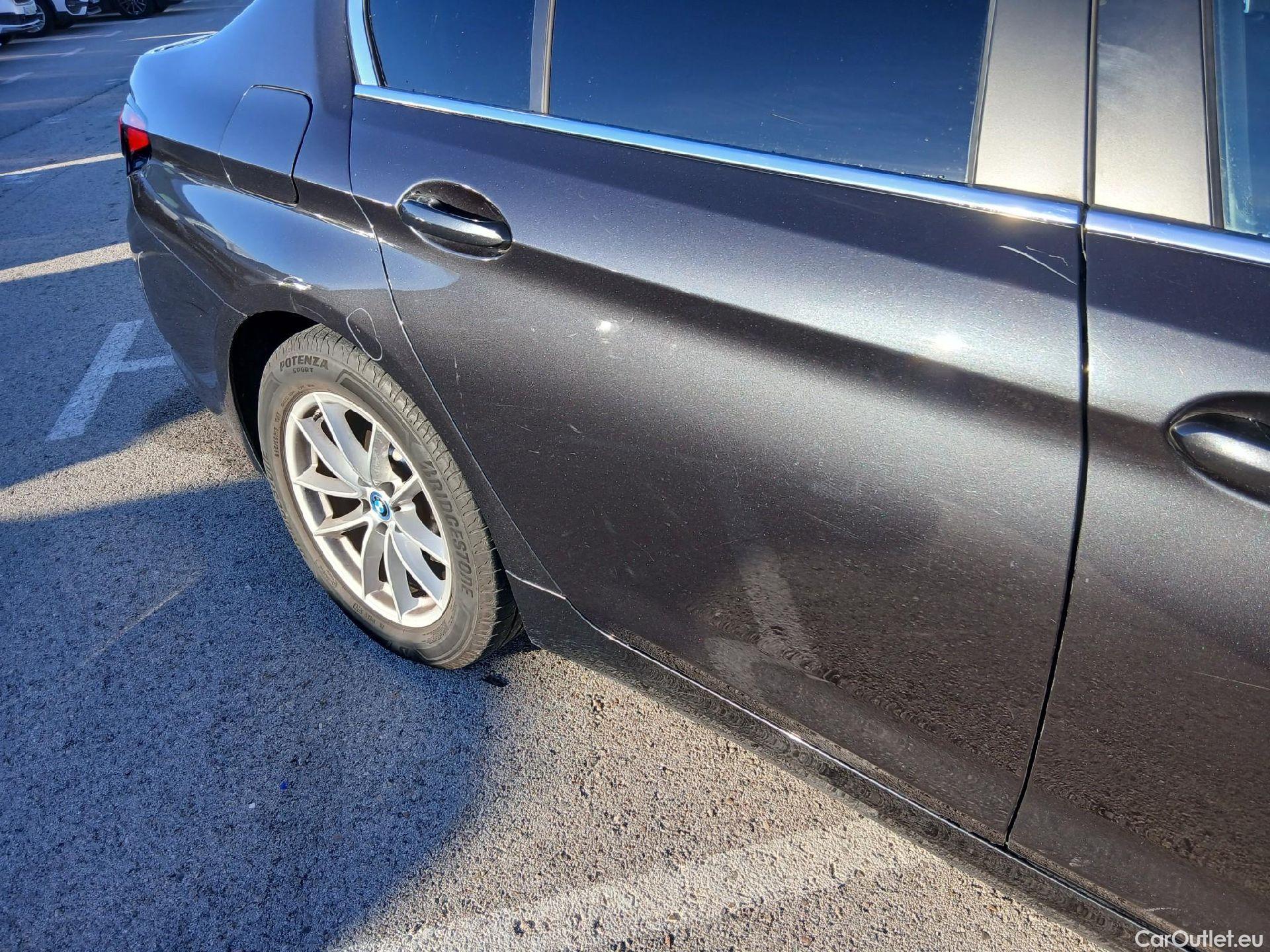  Bmw  Serie 5 BMW  / 2020 / 4P / sedán 520e #39