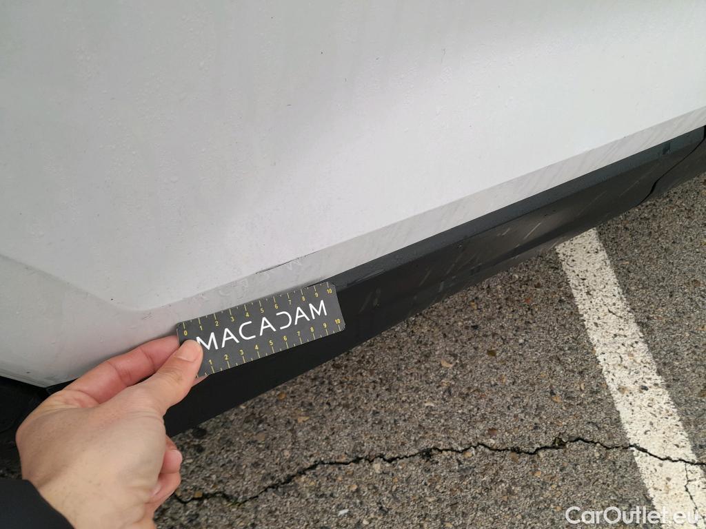  Audi  Q2 AUDI  / 2016 / 5P / todoterreno Design 30 TFSI 85kW (116CV) (AC) #4