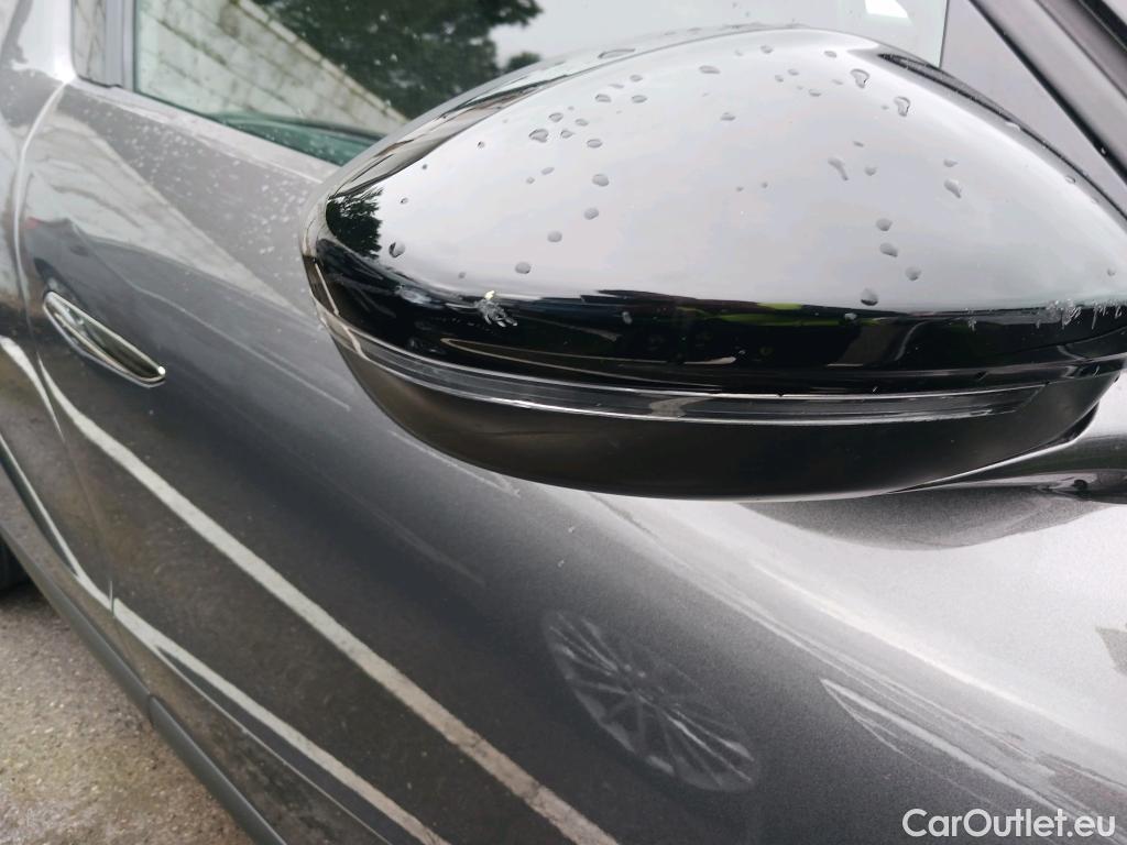  Citroen  DS3 DS DS 3 Crossback / 2018 / 5P / todoterreno BlueHDi 81 kW Manual PERFORMANCE LINE #29