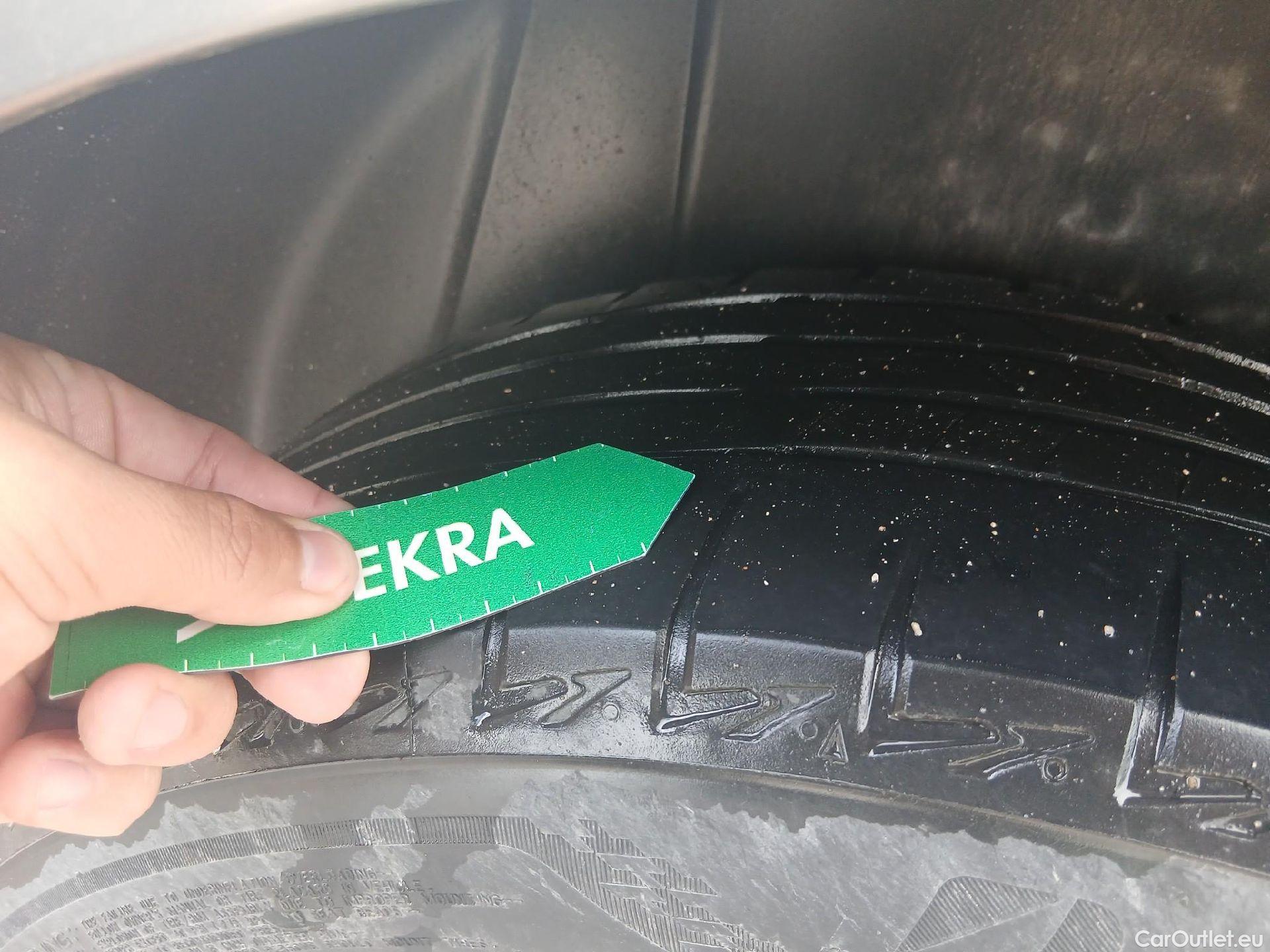  Citroen  C4 Picasso CITROEN C4 Spacetourer / 2016 / 5P / monovolumen compacto BlueHDi 96KW (130CV) S&S Live #3