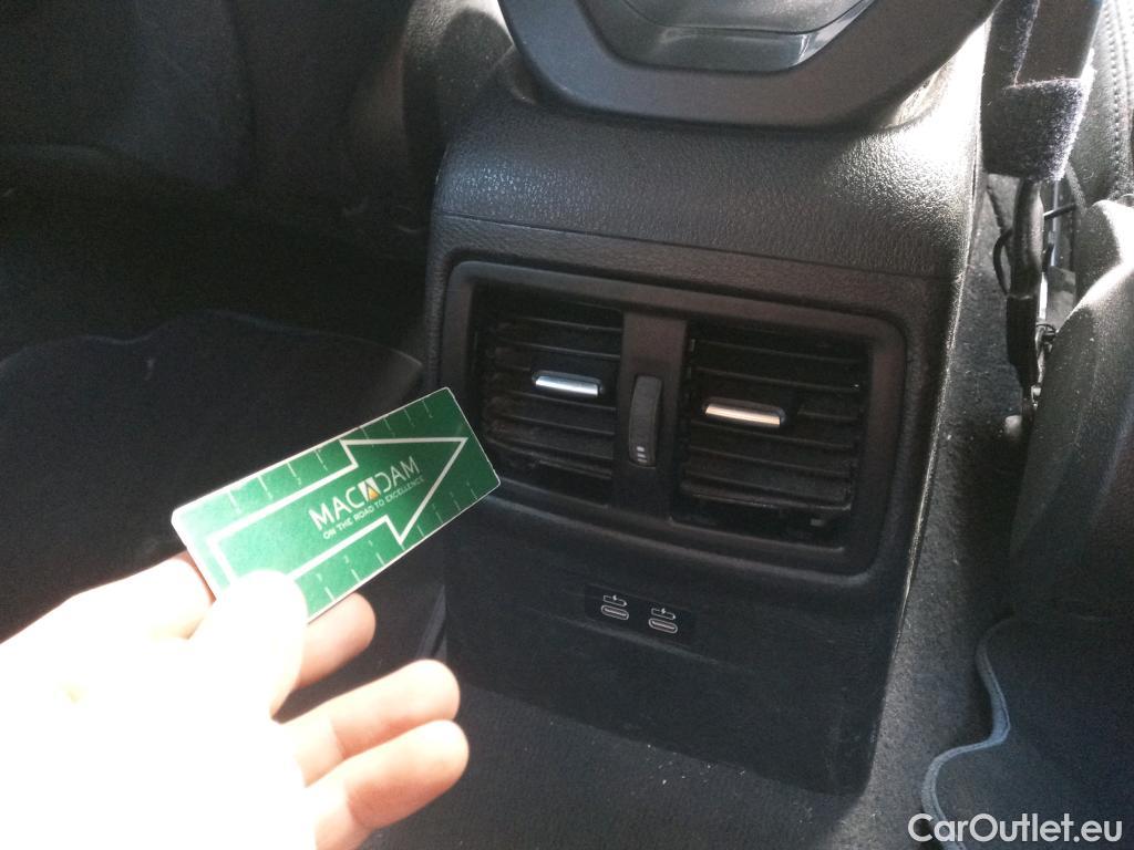  Bmw  X1 BMW  / 2019 / 5P / todoterreno sDrive16d Business #6