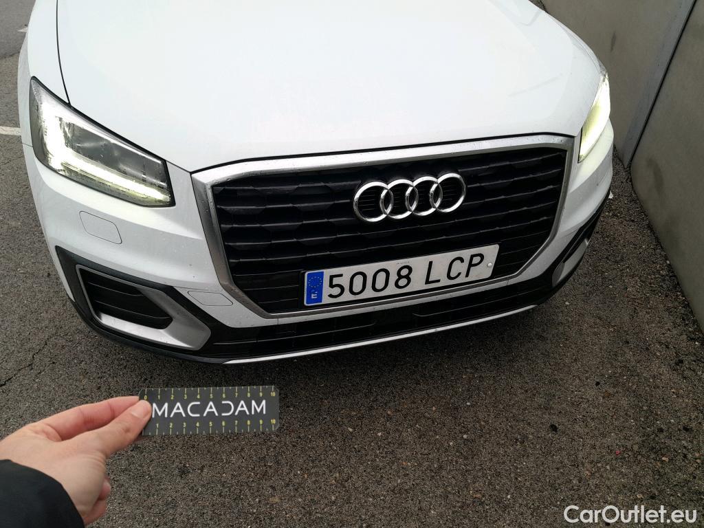  Audi  Q2 AUDI  / 2016 / 5P / todoterreno Design 30 TFSI 85kW (116CV) (AC) #9