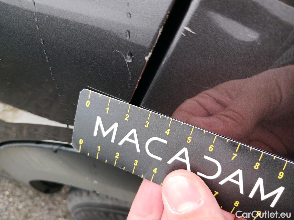  Citroen  DS3 DS DS 3 Crossback / 2018 / 5P / todoterreno BlueHDi 81 kW Manual PERFORMANCE LINE #20