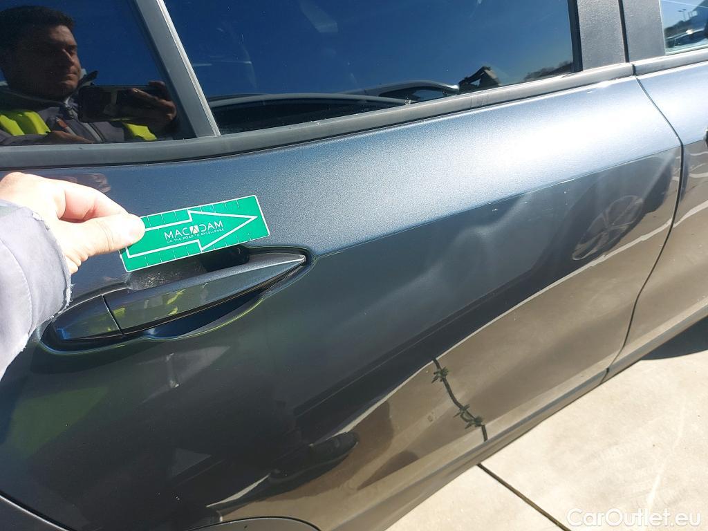  Bmw  X2 BMW  / 2017 / 5P / todoterreno sDrive18d (AC) #18