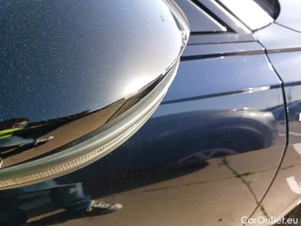  Audi  A6 AUDI  / 2018 / 5P / familiar Avant 55 TFSIe quattro Competition #17