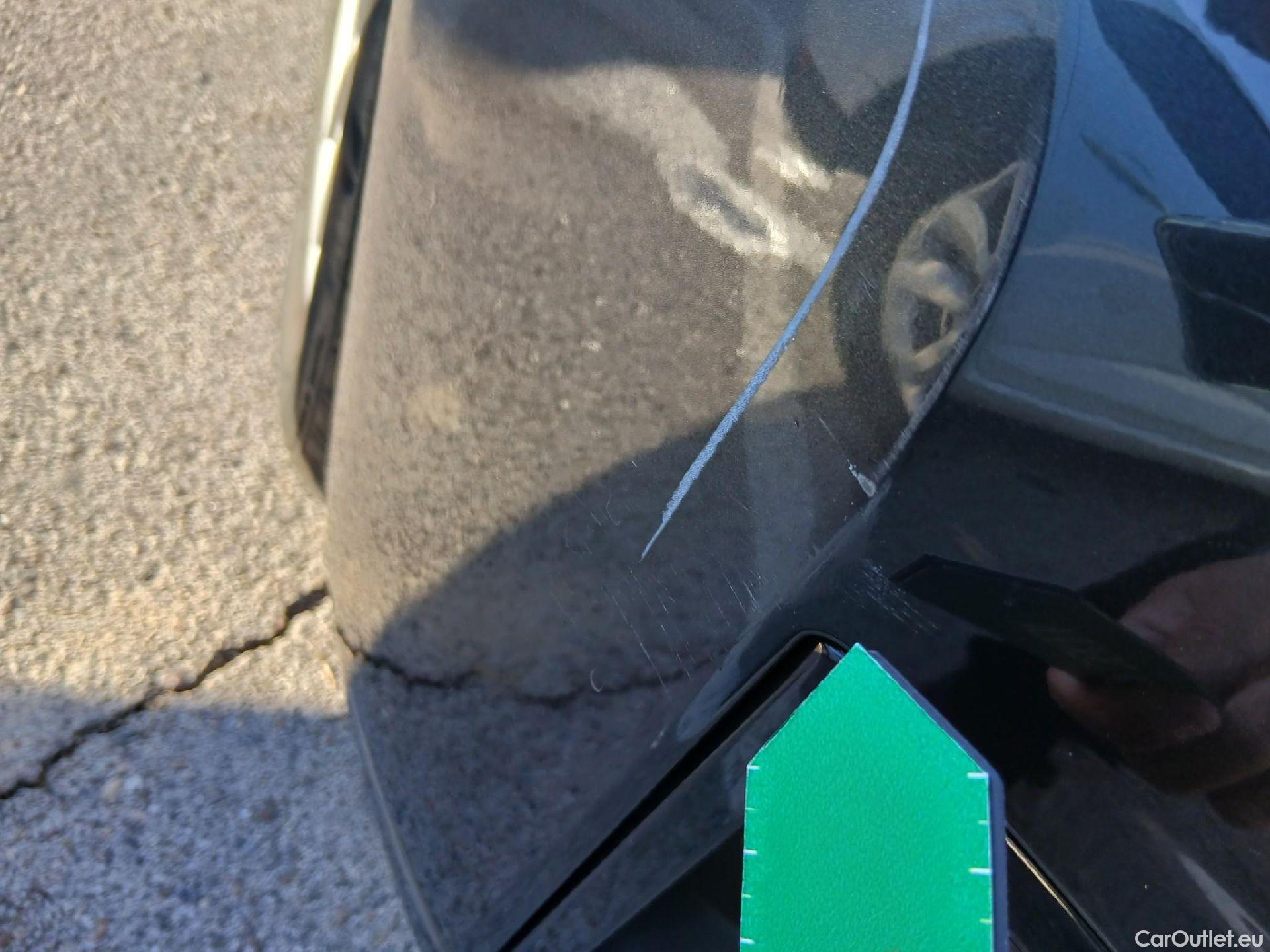  Bmw  Serie 5 BMW  / 2020 / 4P / sedán 520e #5