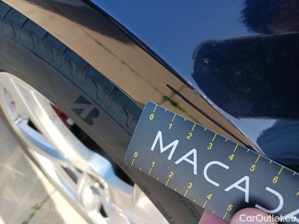  Audi  A6 AUDI  / 2018 / 5P / familiar Avant 55 TFSIe quattro Competition #26