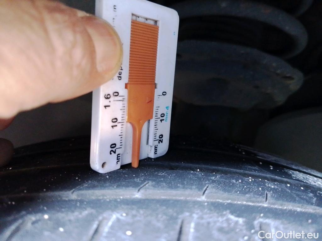  Audi  A3 AUDI  / 2020 / 5P / berlina con portón Sportback S line 40 TFSI e 150kW S tron #2