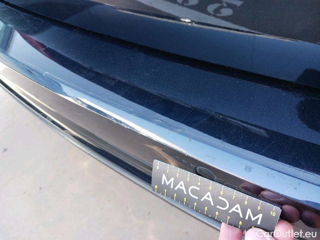  Audi  A6 AUDI  / 2018 / 5P / familiar Avant 55 TFSIe quattro Competition #12