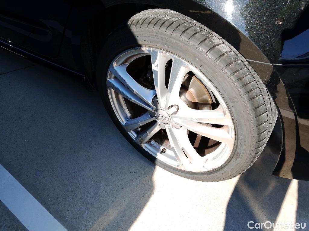  Audi  A3 AUDI  / 2020 / 5P / berlina con portón Sportback S line 40 TFSI e 150kW S tron #5