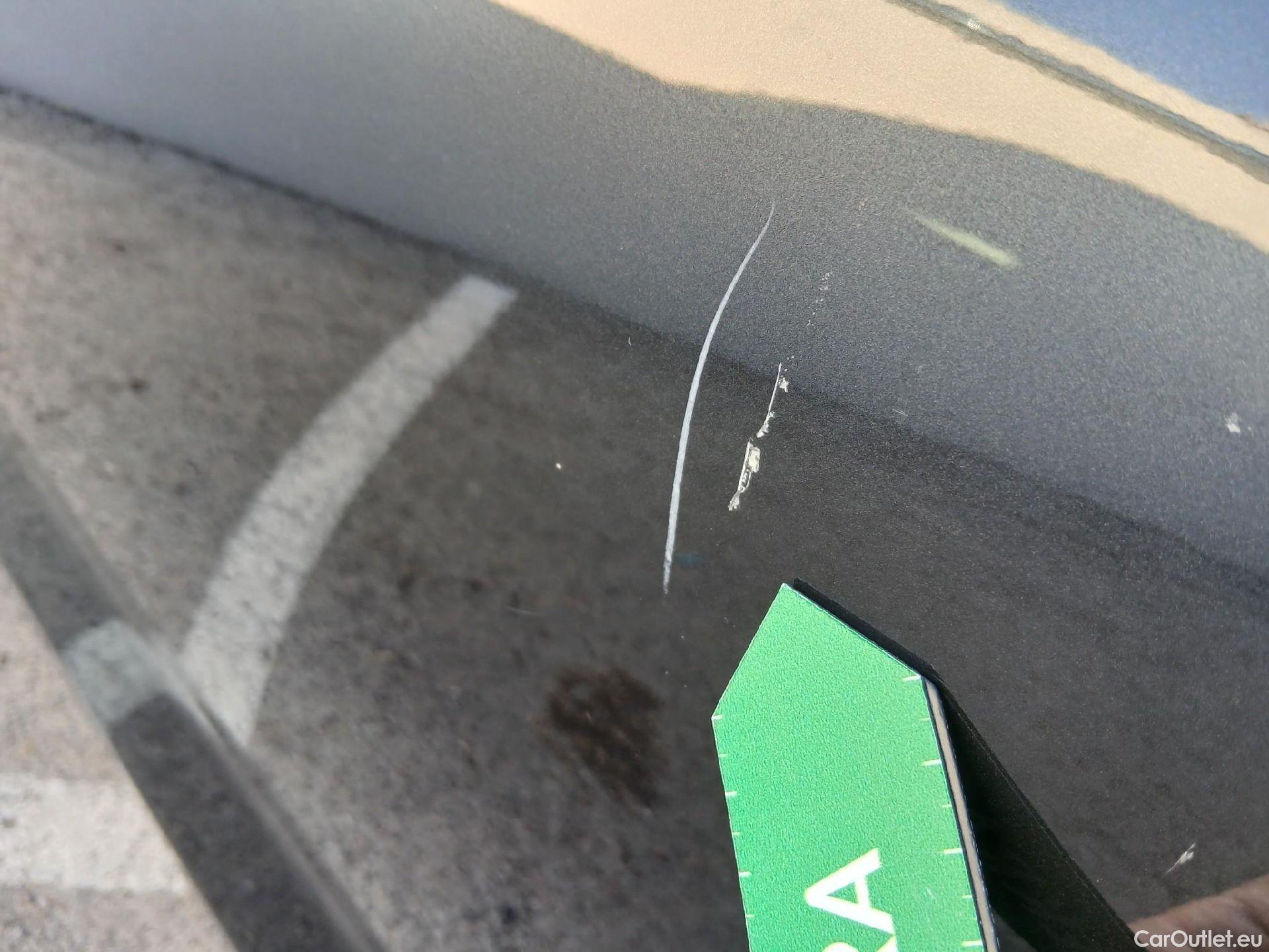  Bmw  Serie 5 BMW  / 2020 / 4P / sedán 520e #15