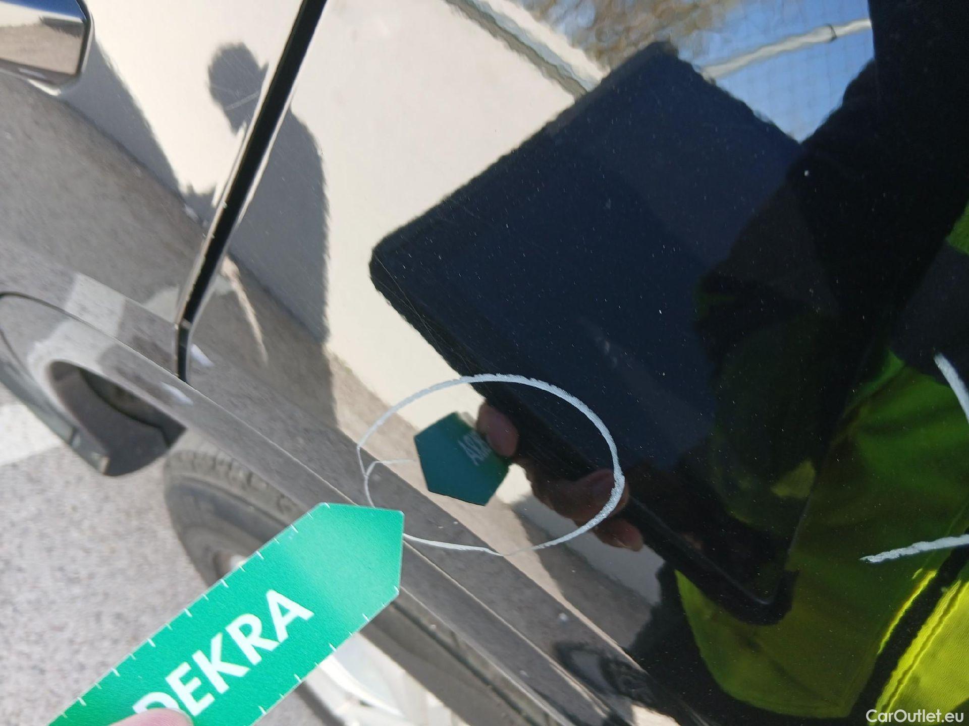  Audi  Q5 AUDI  / 2016 / 5P / todoterreno S line 40 TDI 140kW quattro S tronic #16