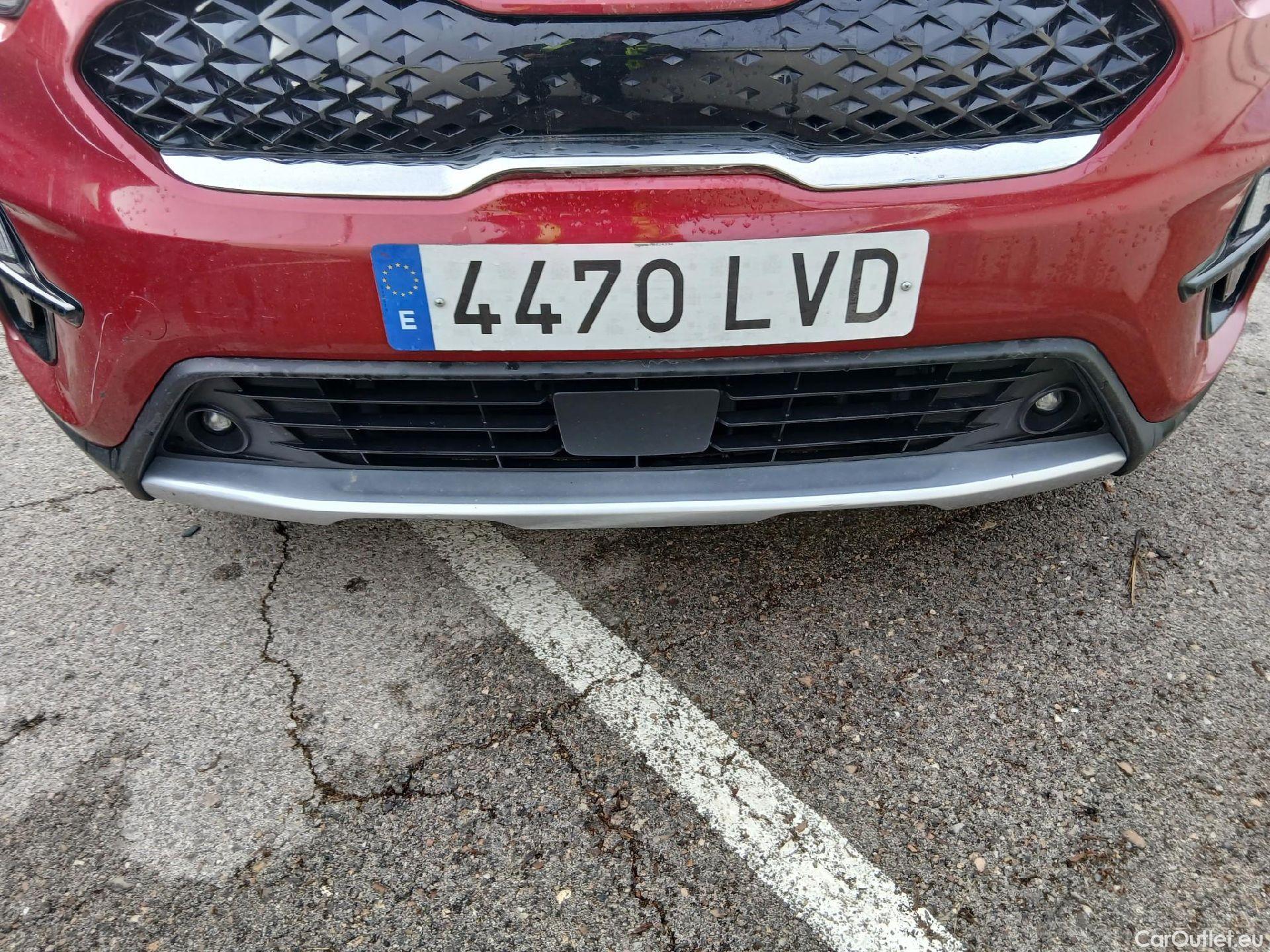  KIA  Niro KIA  / 2019 / 5P / crossover 1.6 GDi HEV 104kW (141CV) Drive #5