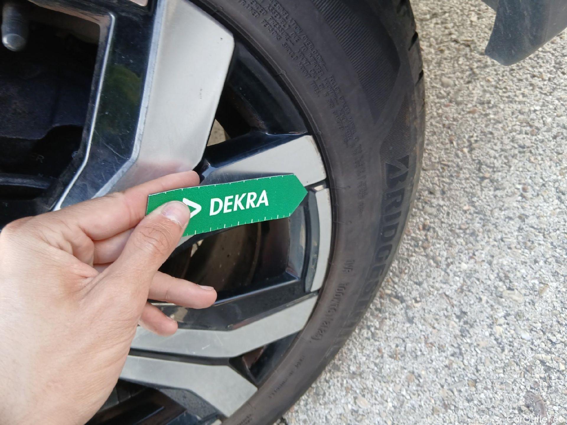  Dacia  Sandero DACIA  / 2020 / 5P / berlina con portón Stepway Comfort 74kW (100CV) ECO-G #55