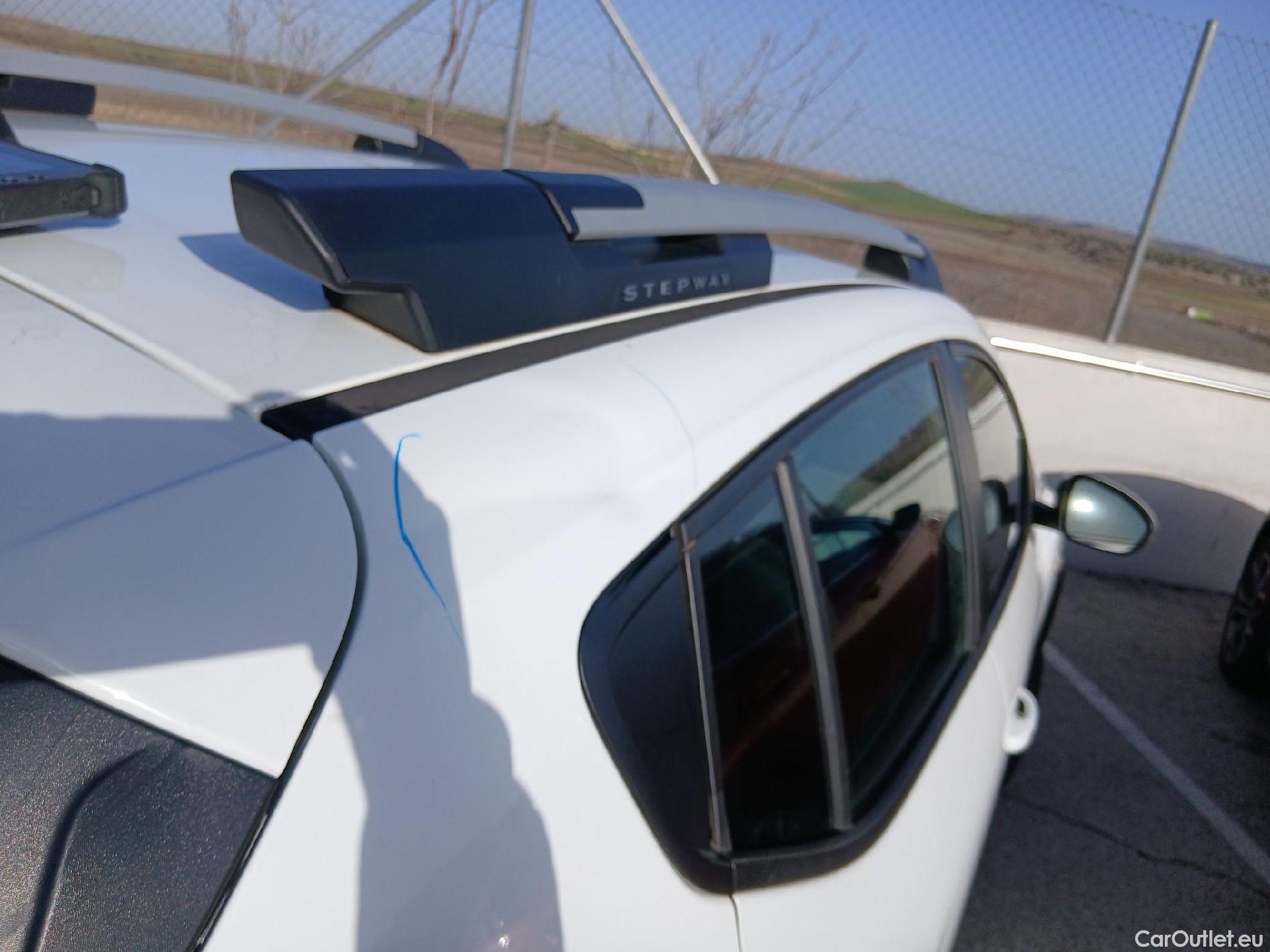  Dacia  Sandero DACIA  / 2020 / 5P / berlina con portón Stepway Comfort 74kW (100CV) ECO-G #45