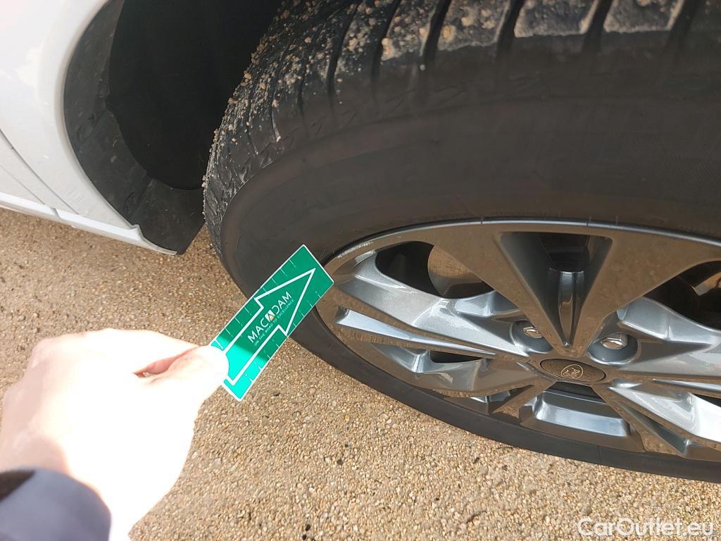  Ford  Kuga FORD  / 2019 / 5P / todoterreno ST-Line X 2.5 Duratec PHEV 165kW Auto  #23