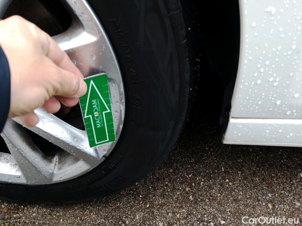  Opel  Corsa OPEL  1.2T XHL 74kW (100CV) Elegance #6