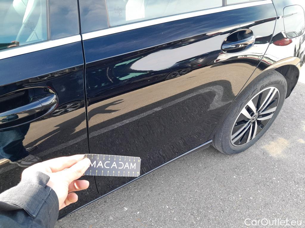  Mercedes  A-Klasse MERCEDES-BENZ Clase A / 2018 / 5P / berlina con portón A 250 e #10